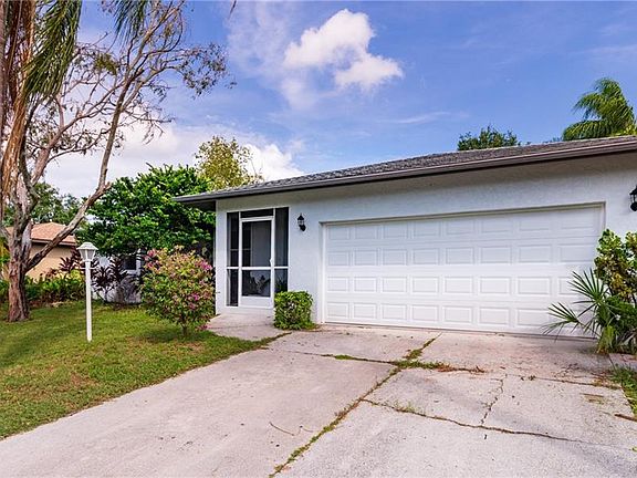 3rd image of 2539 W Scarlet Oak Ct