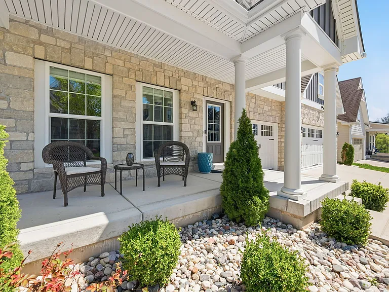 2332 Sand Cherry Dr — Photo 4