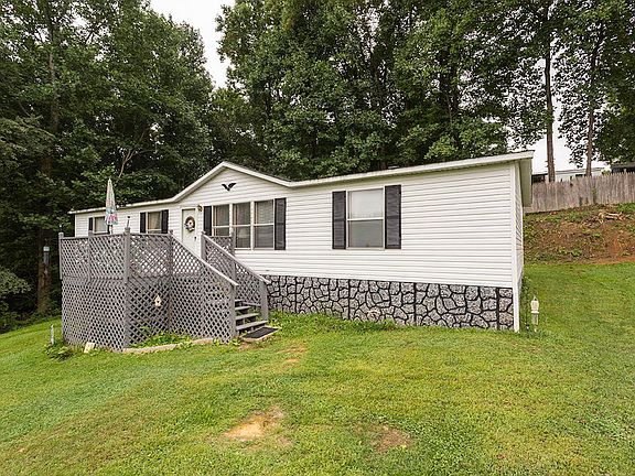 2nd image of 5484 Park View Ct