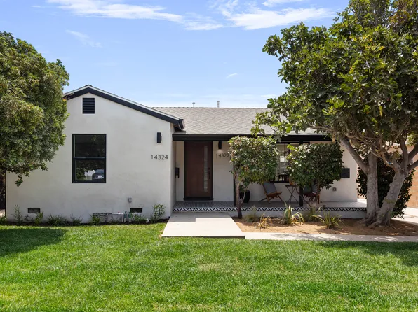 14322 W Collins St, Sherman Oaks, CA 91401