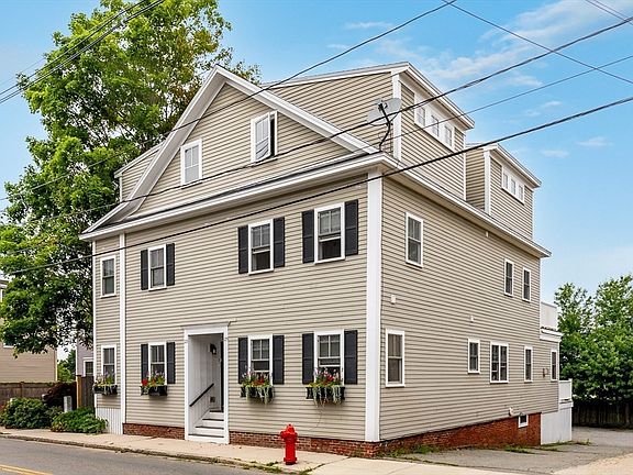 4th image of 125 Water St #125