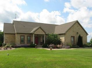 6698 Ridge Royale Dr, Greenleaf, WI 54126