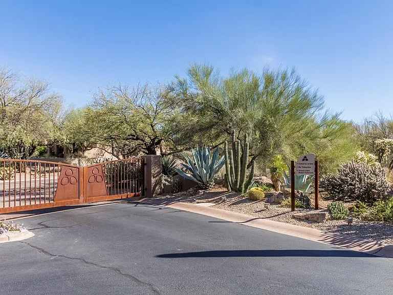 7152 E Night Glow Cir — Photo 38