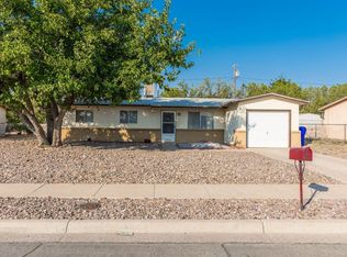 1418 Evelyn St, Las Cruces, NM 88001