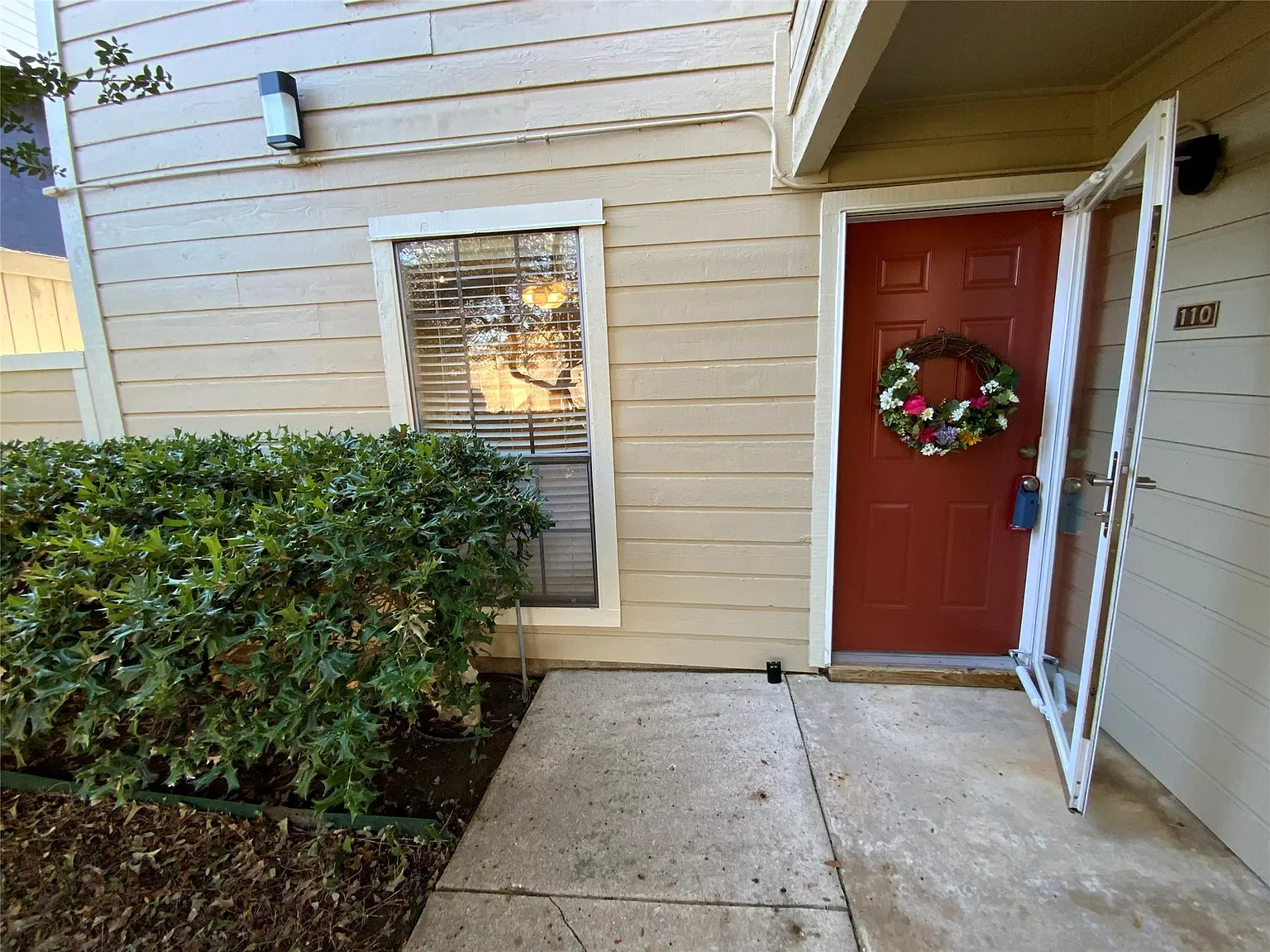 1 bed, 792 sqft, $1,350 — Photo 3
