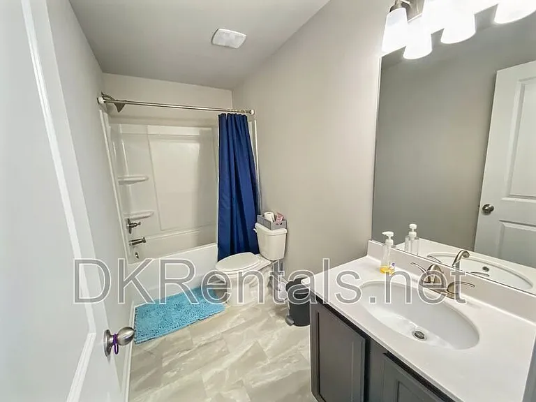 213 Auburn Station Dr — Photo 16