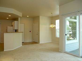 4th image of 5272 238th Ln SE