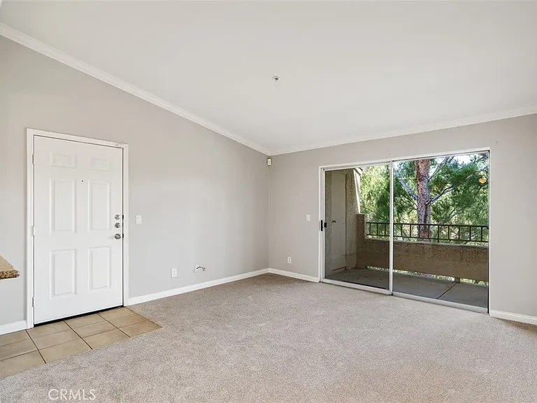 1035 La Terraza Cir #303 — Photo 9