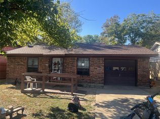 1212 S Adelaide St, Terrell, TX 75160