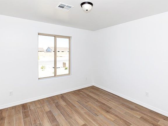 3rd image of 12613 E 51st St