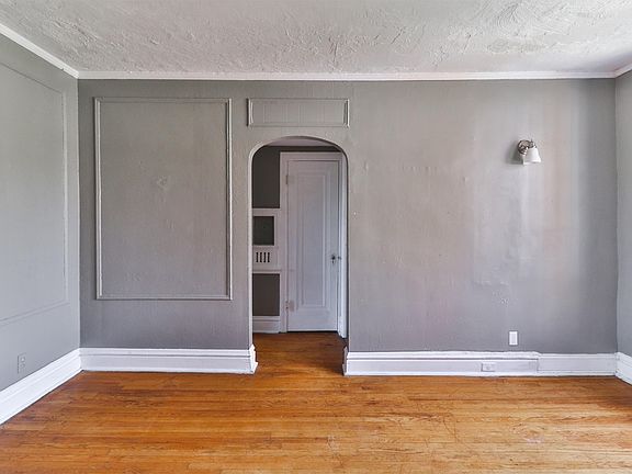 3rd image of 3860 Bamberger Ave APT 1N