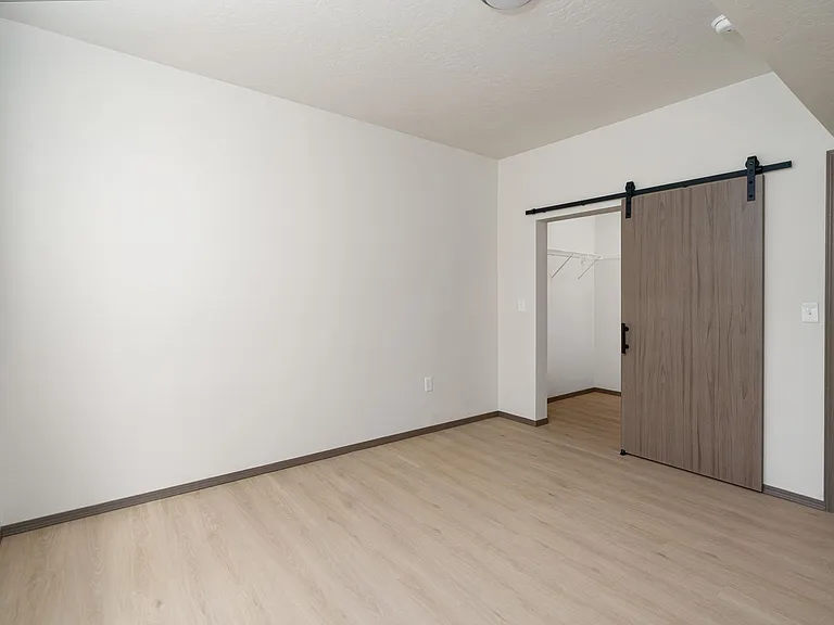 The Vistas Apartments at Beacon Hill — Photo 66