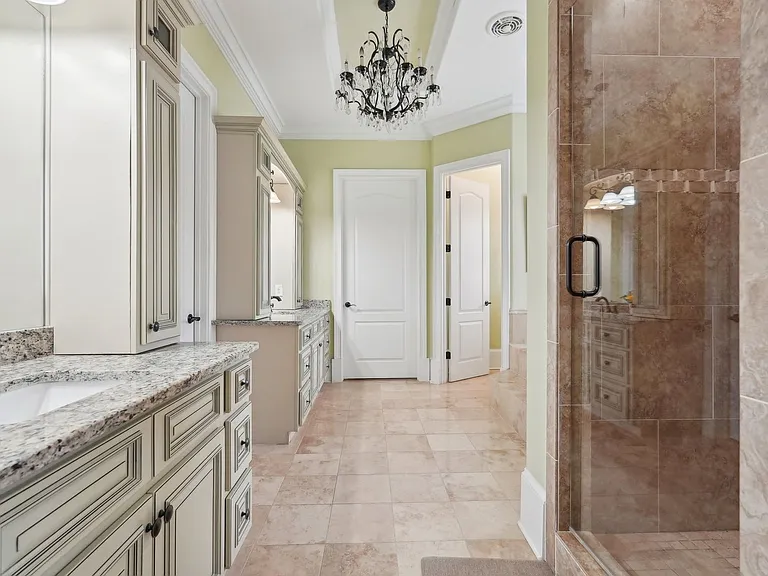 343 Summer Garden Dr — Photo 47