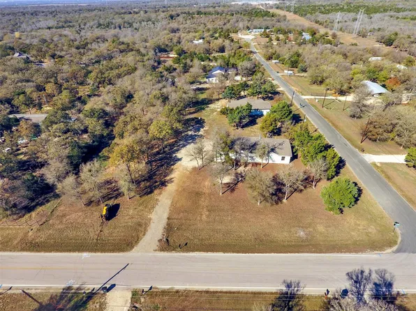 120 N Webberwood Way, Elgin, TX 78621