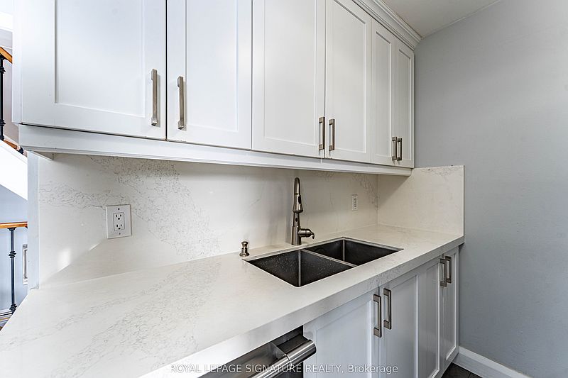 Toronto House for rent - 3 Bedrooms — photo 12