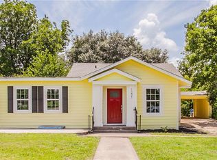 1221 Sloan St, Taylor, TX 76574