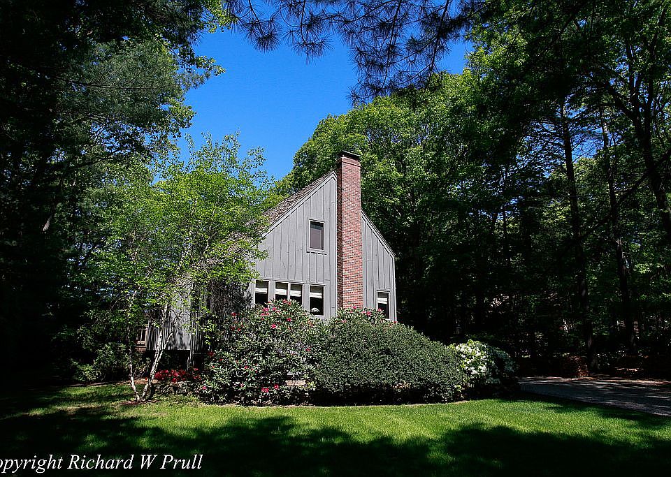 2nd image of 6 Tanglewood Dr