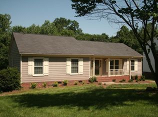 8638 Kirchenbaum Dr, Charlotte, NC 28210