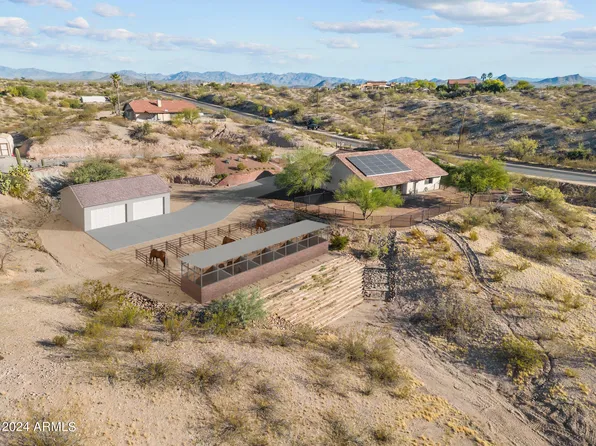 55460 N VULTURE MINE Road, Wickenburg, AZ 85390