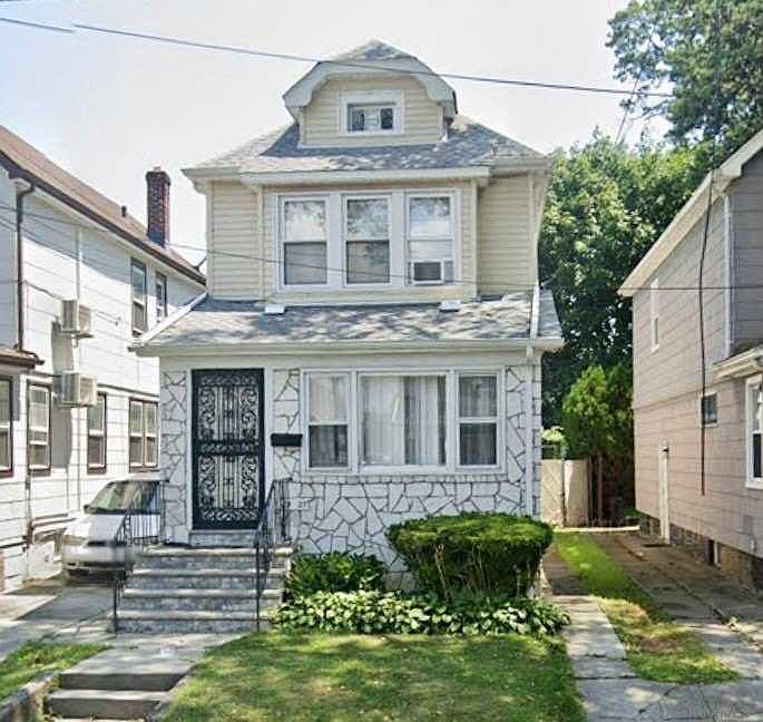 1st image of 109-27 221st St
