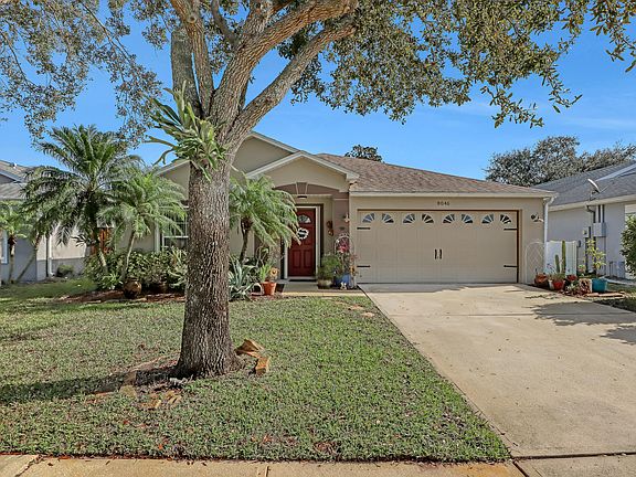 2nd image of 8046 Bracken Ln