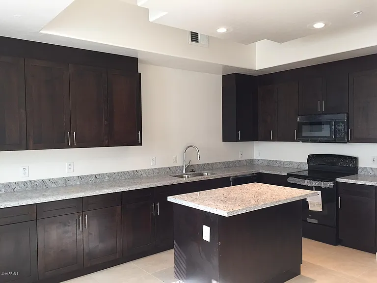 1502 E Dunlap Ave #4 — Photo 12
