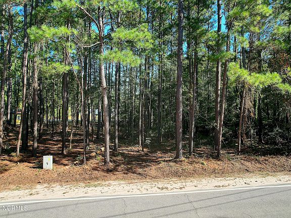 3rd image of 1408 Stanley Road SW LOT 3