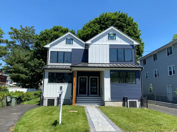 21 Keith St #2, Watertown, MA 02472