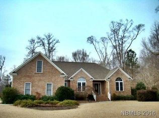 520 Neuse Harbour Blvd, New Bern, NC 28560