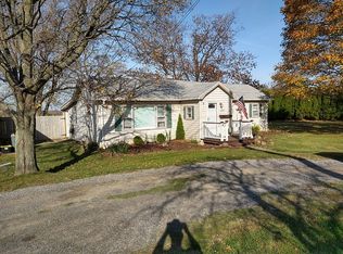 4864 Berry Rd, Fredonia, NY 14063