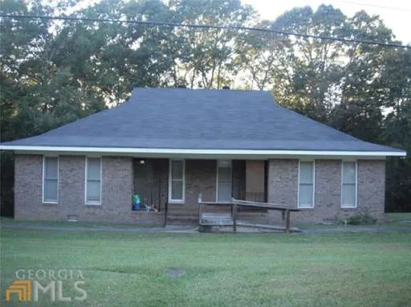 85 Edgewood Dr, Cedartown, GA 30125