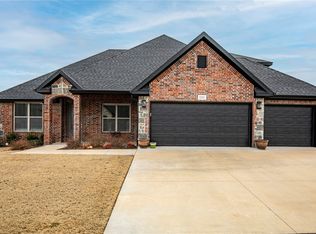 1331 Little Osage Ln, Bentonville, AR 72713
