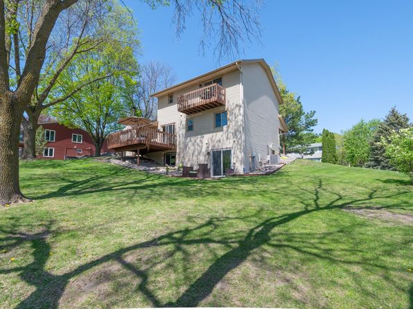 12805 56th Ave N, Plymouth, MN 55442