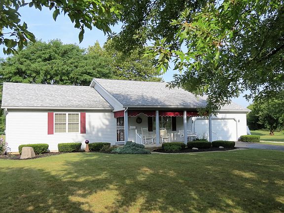 2nd image of 1721 County Road 25a S