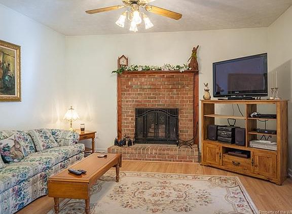 3rd image of 2316 Plowman Dr