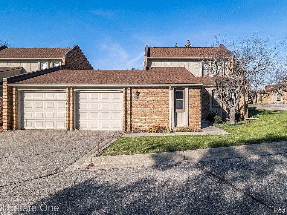 1st image of 3023 Moon Lake Dr