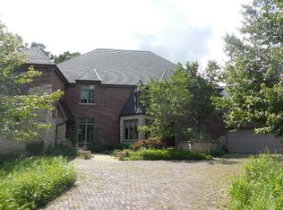 4N812 Old Farm Rd, Saint Charles, IL 60175