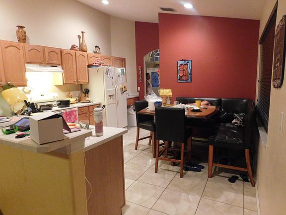 Kitchen with Nook