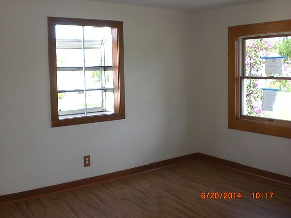 2nd image of 530 NW Kilpatrick Ave