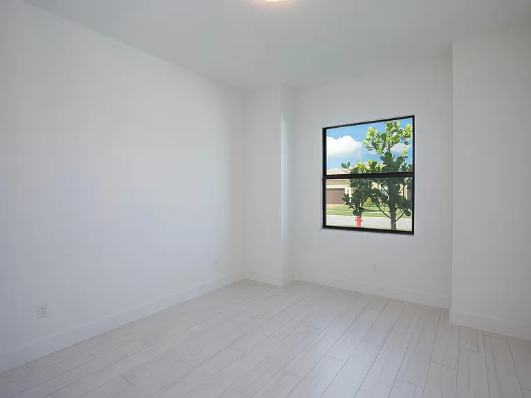 5576 Captiva Ln — Photo 17