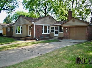 8619 Carter Ave, Allen Park, MI 48101