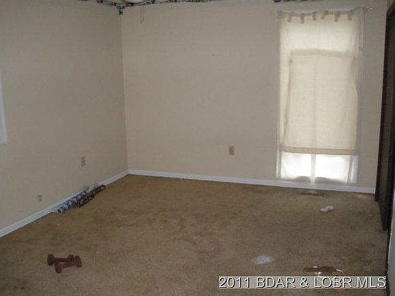5th image of 28 Forestway Dr