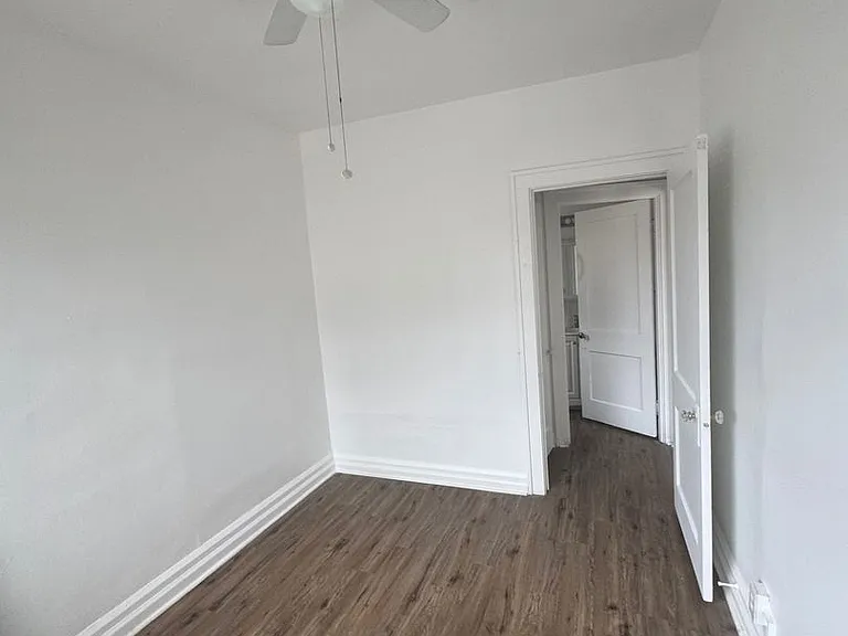 9605 Lorain Ave — Photo 6