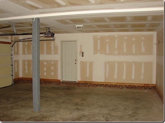 5th image of 4631 Jamesville Drive