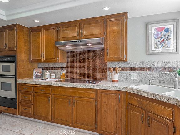 3rd image of 6272 Riviera Cir