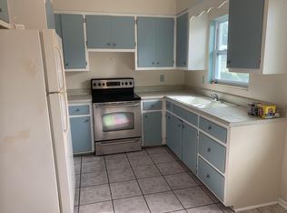 910 Myrtle St, Sarasota, FL 34234