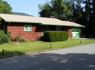 130 Tate St, Waynesville, NC 28786