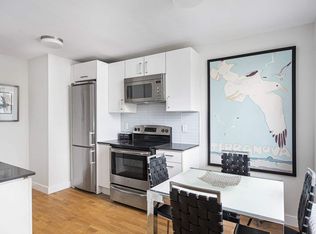 9 Stag Hill Dr #302, Toronto, ON M4B 1K7