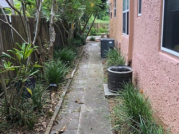 5th image of 2449 Burlington Ave N #11479441
