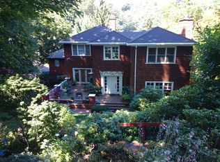 3400 E Superior St, Seattle, WA 98122